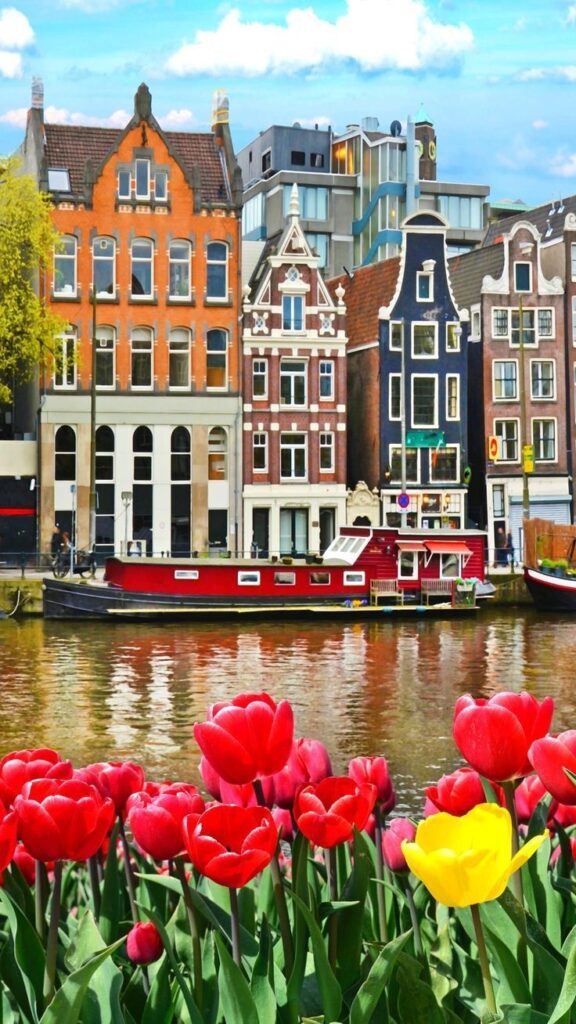 Best Time to Visit Amsterdam