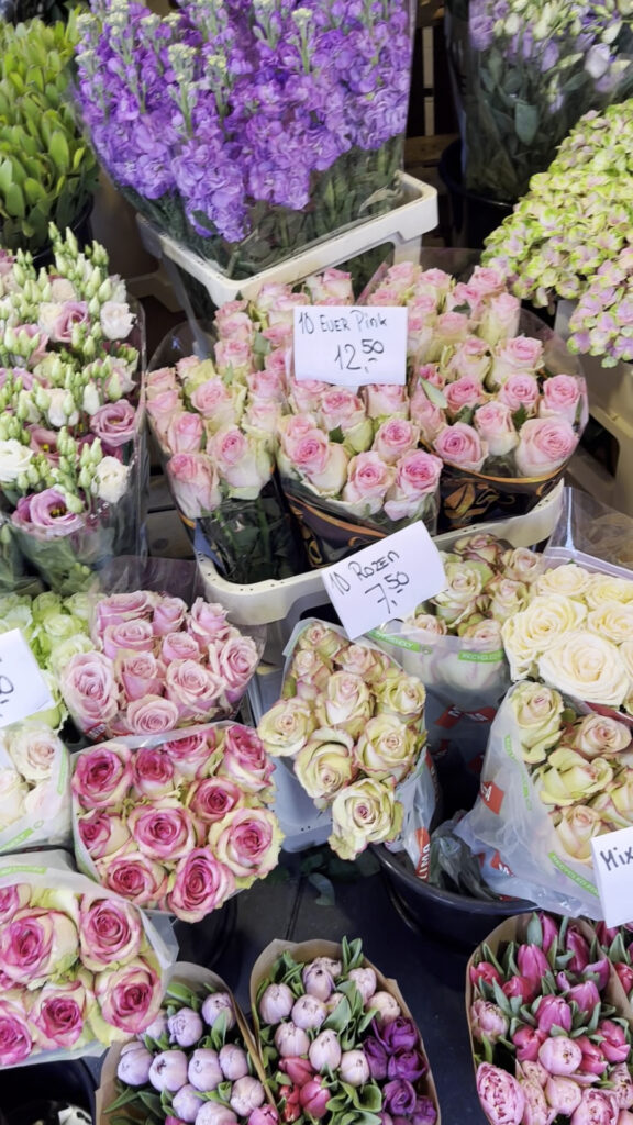 Floating Flower Market