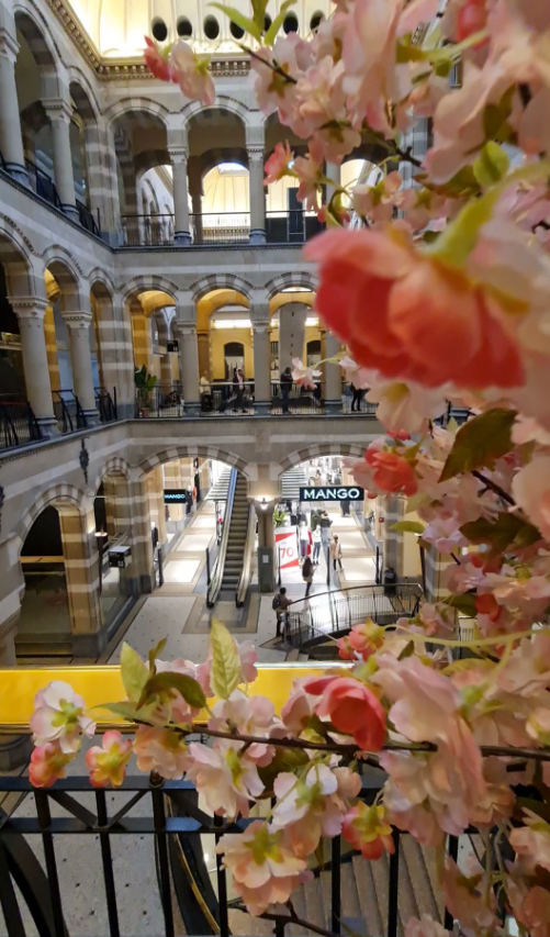Magna Plaza
