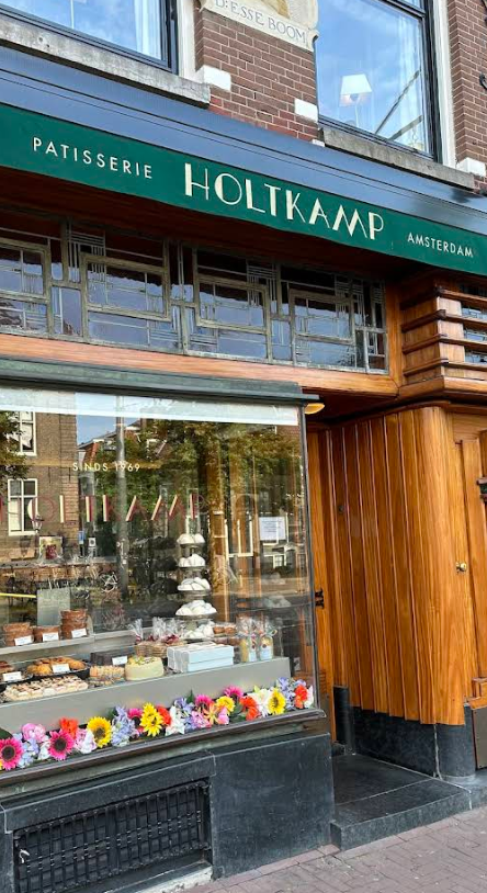 Patisserie Holtkamp – Shrimp Croquettes and Baked Goods