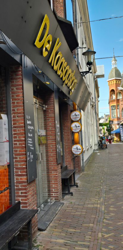 Dutch Cheese (Kaas) – Gouda, Edam, and Beyond