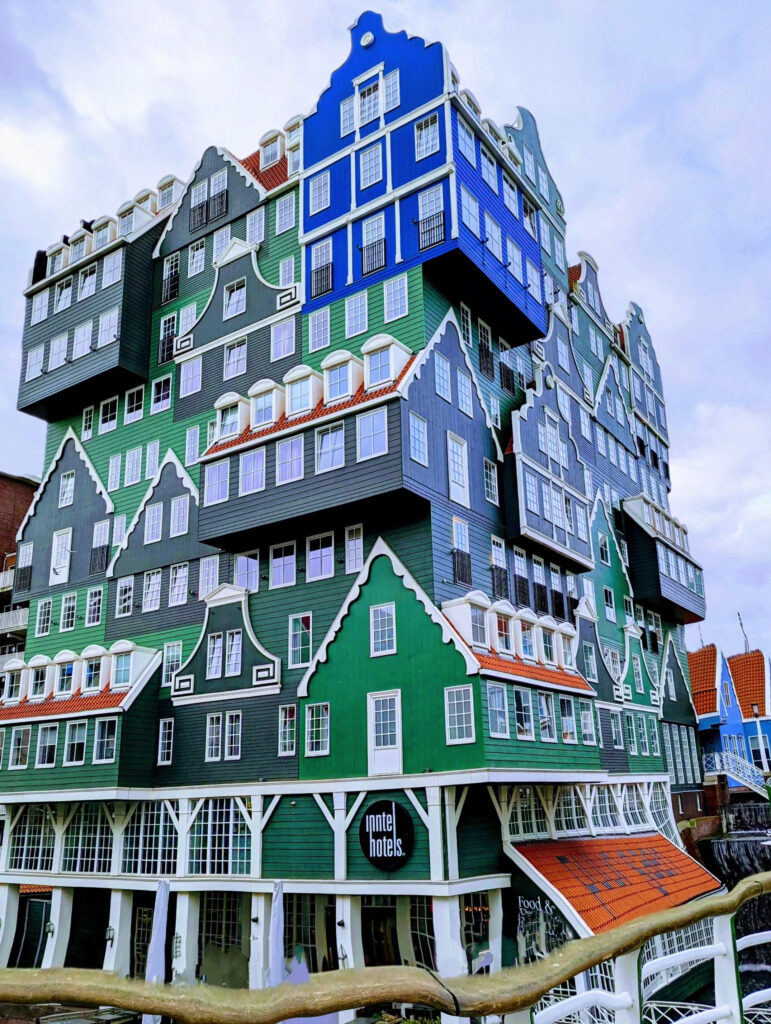 Inntel Hotel