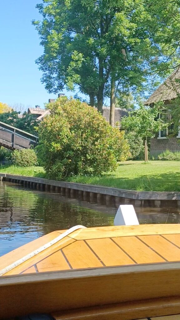 Boat Tour in Giethoorn