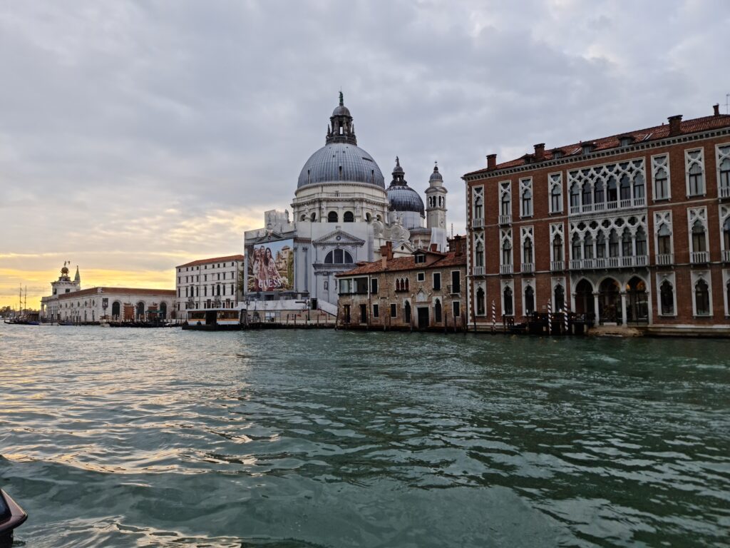 Photography Guide to 13 Most Instagrammable Spots in Venice