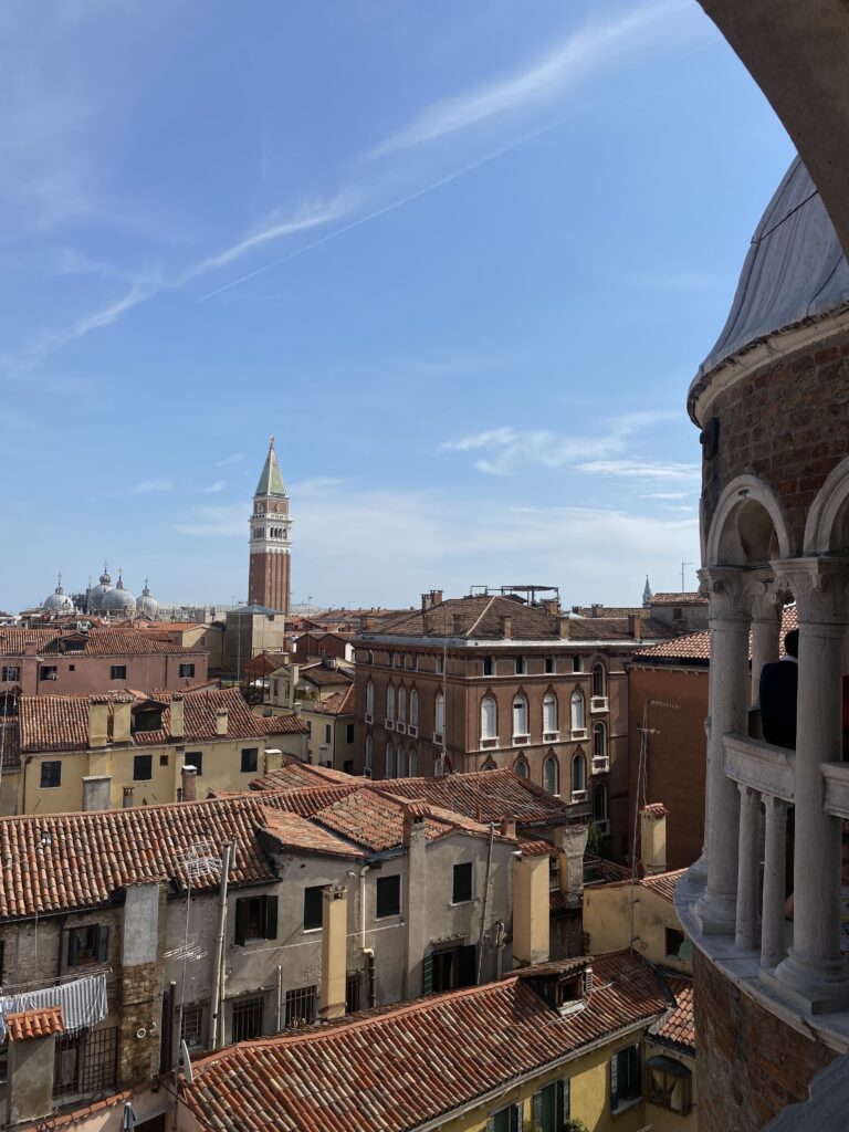 Scala Contarini del Bovolo